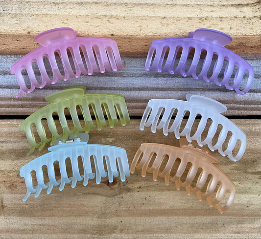 Icing on the cake claw clips