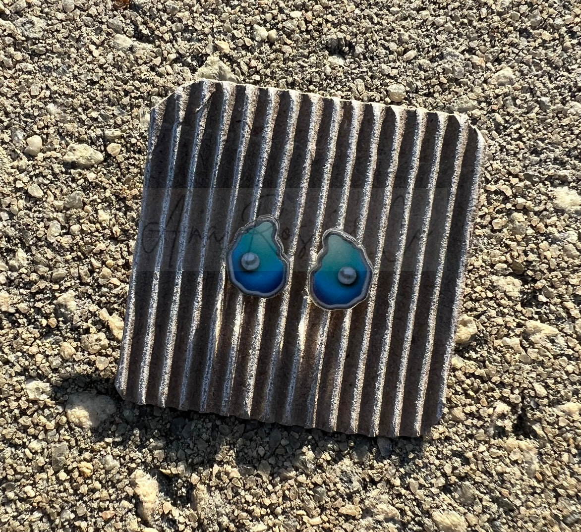 Oyster Pearl Earrings